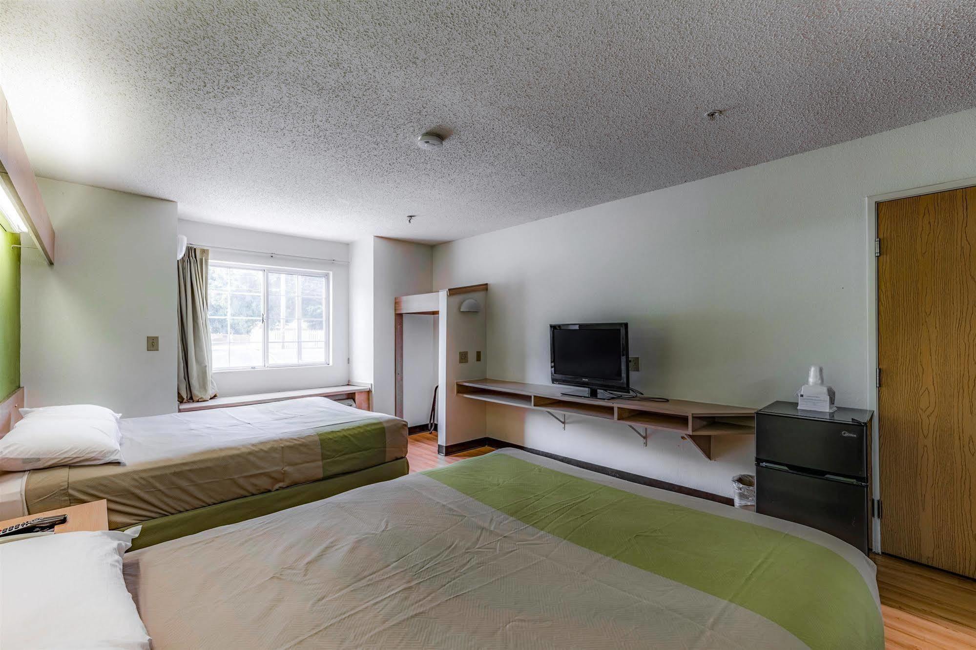 Motel 6-Charlotte, Nc - University المظهر الخارجي الصورة